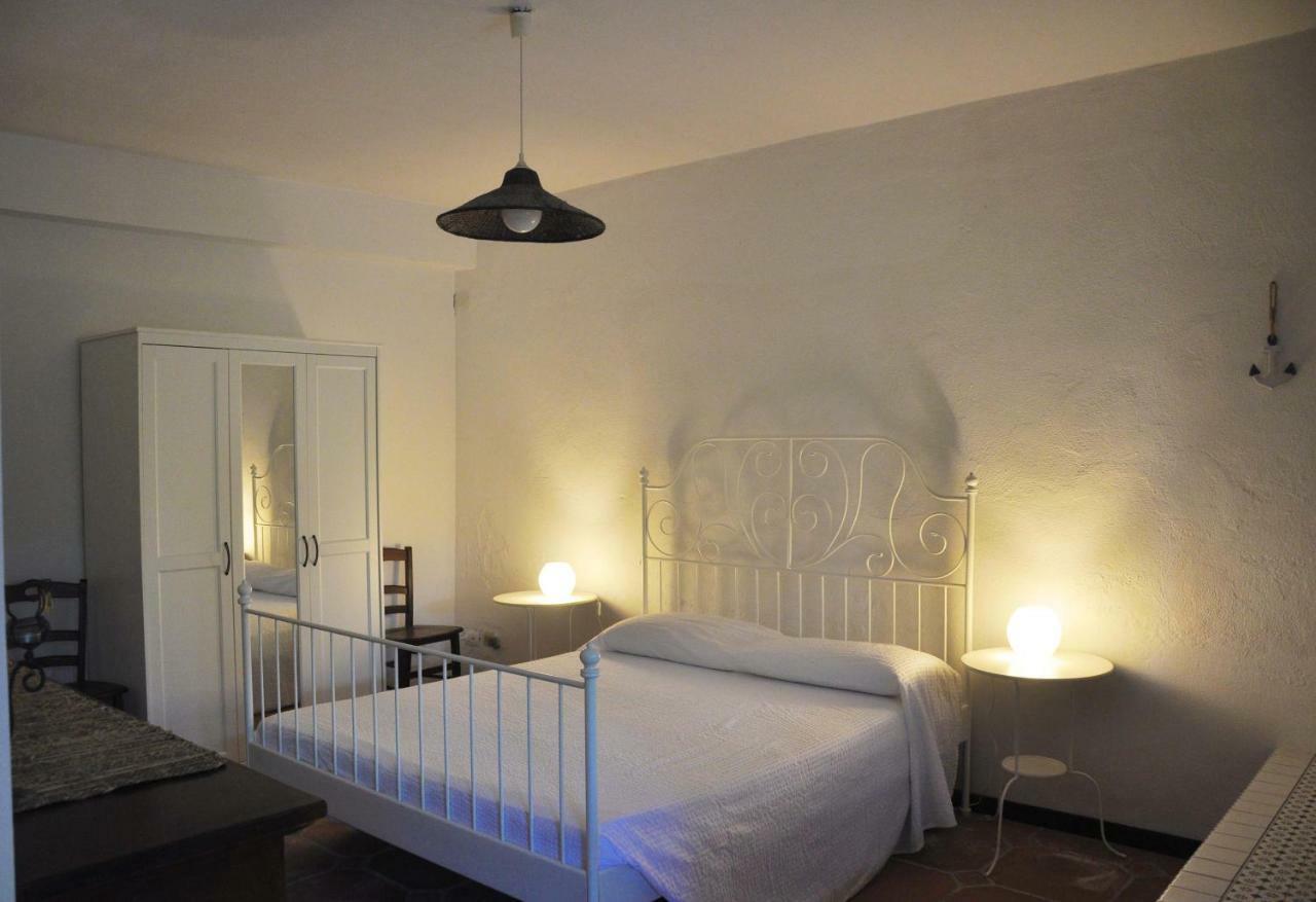 Casa Capiciana - Punta Rotolo Appartement Milazzo Buitenkant foto