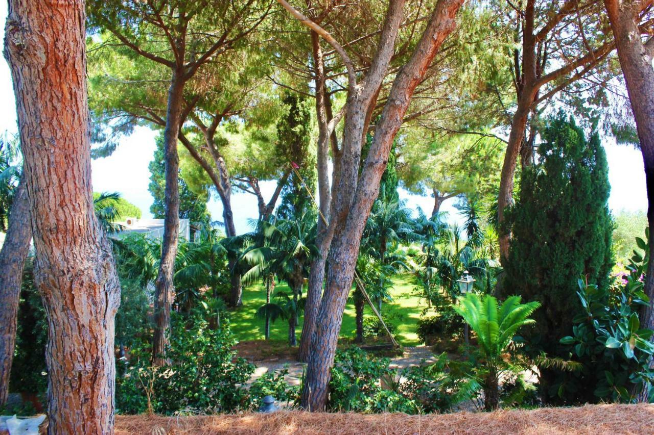 Casa Capiciana - Punta Rotolo Appartement Milazzo Buitenkant foto
